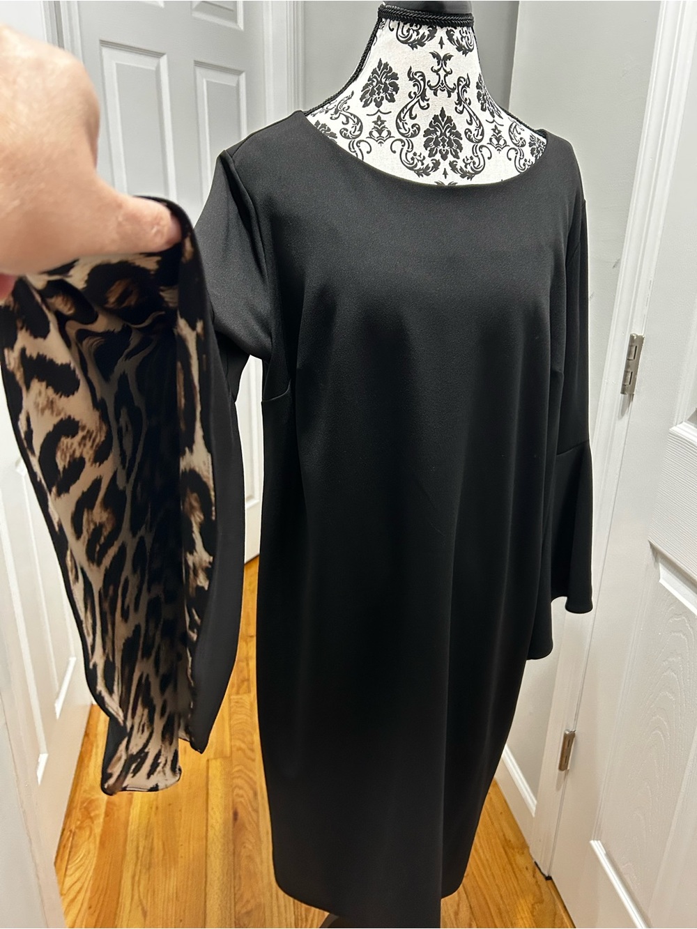 NEW 1X Plus Sami & Jo Black Long Sleeve Dress with Leopard-Print Sleeve Lining
